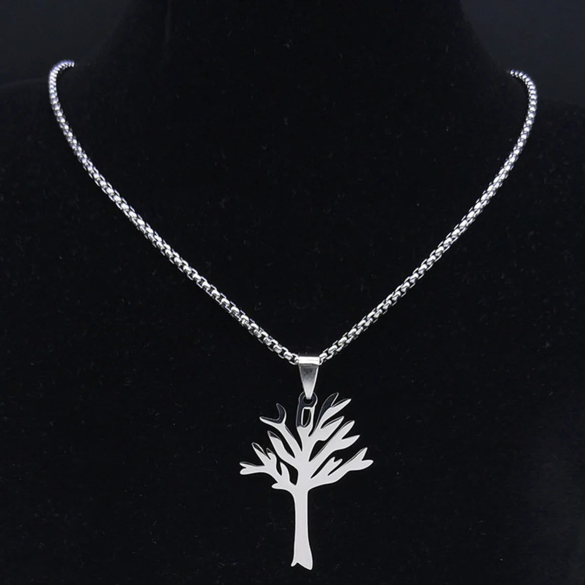 Hallow Tree Embrace Necklace